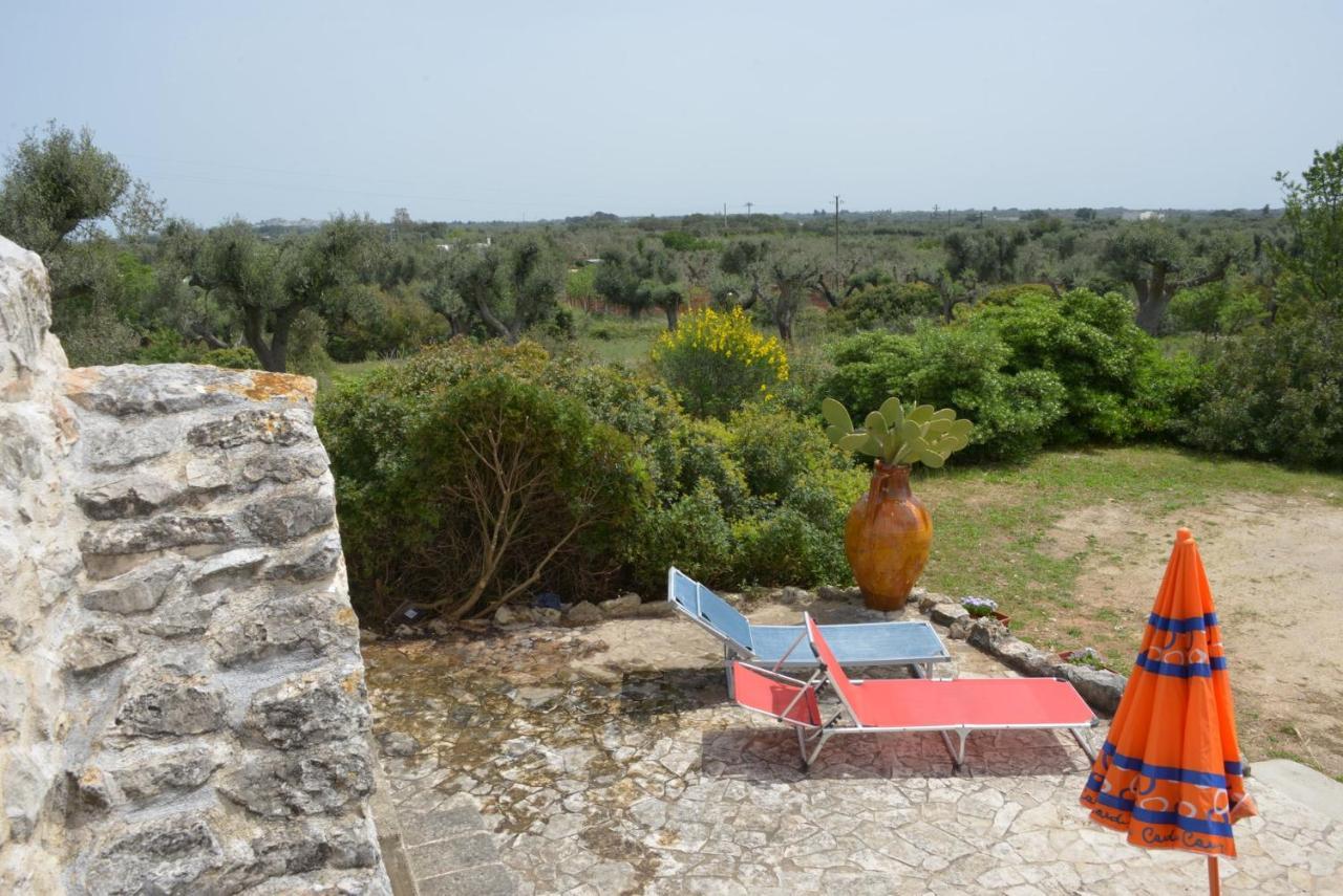 オストゥーニ Trullo Minuettoヴィラ エクステリア 写真